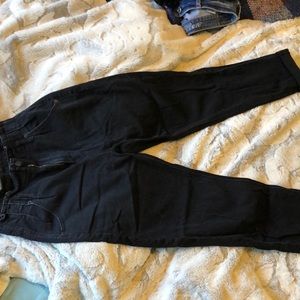 American Eagle Black Mom Jeans